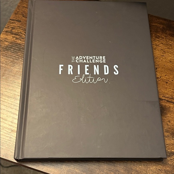 Friends Edition - Picture 2 of 3